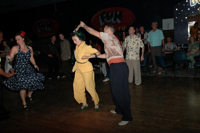 min 2007 11 23 riot 469